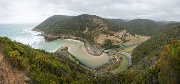 great_ocean_road_lorne_australia