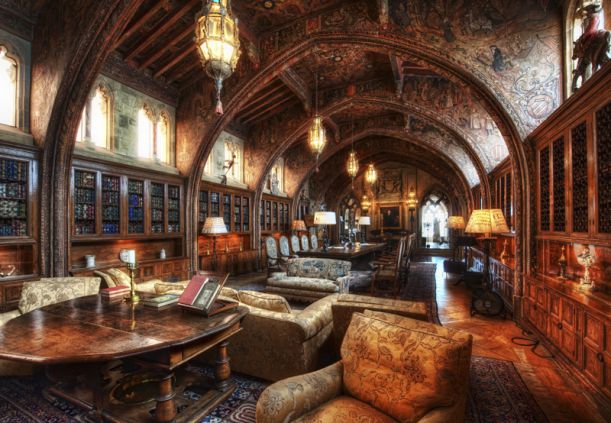 hearts castle library california usa