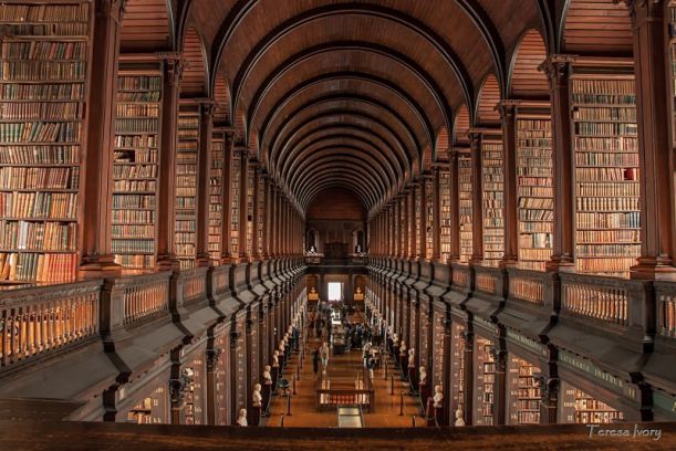 trinity college knihovna dublin