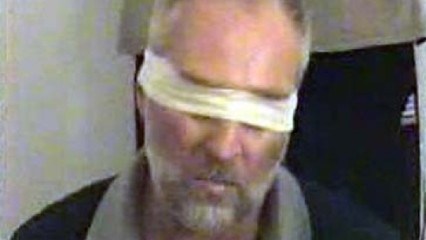 eugene-armstrong-in-einem-video-das-im-internet-zu-sehen-war