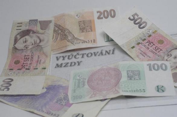 Jak dosáhnout vyšší mzdy pro úplně všechny? Podle ekonomického experta ODS Jana Skopečka stačí zrušit superhrubou mzdu a snížit odvody.
