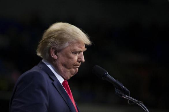 Od Donalda Trumpa se odvrací už i jeho dosavadní spojenci. Blíží se Trumpův pád?