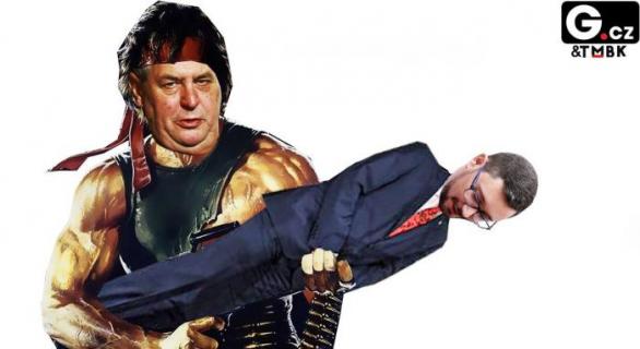 Superzeman má svou &quot;bezbolestnou&quot;. Palebná zbraň Jiří Ovčáček 65mm (v pohotovém stavu) smete všechny nepřátele.