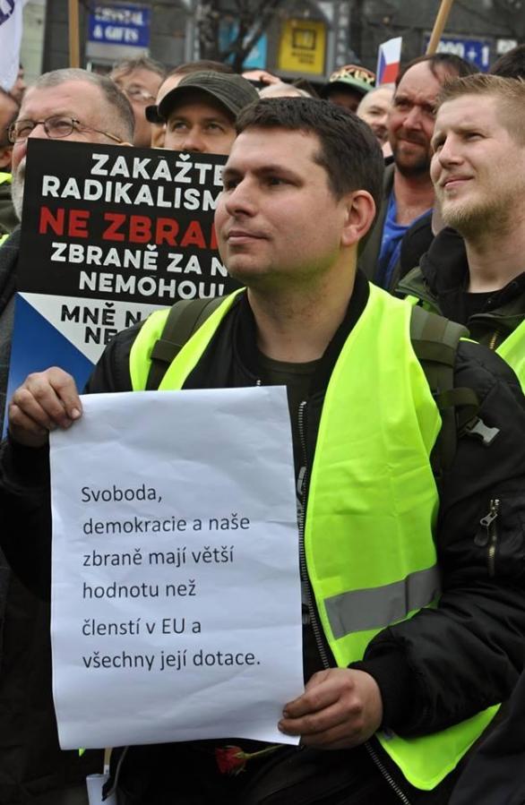 Pravda a brokovnice zvítězí nad lží a směrnicí.