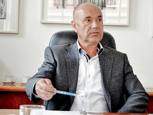 Příbramský císař, pardon vlastně starosta Vařeka, muž, který město vrátil do časů antiky.