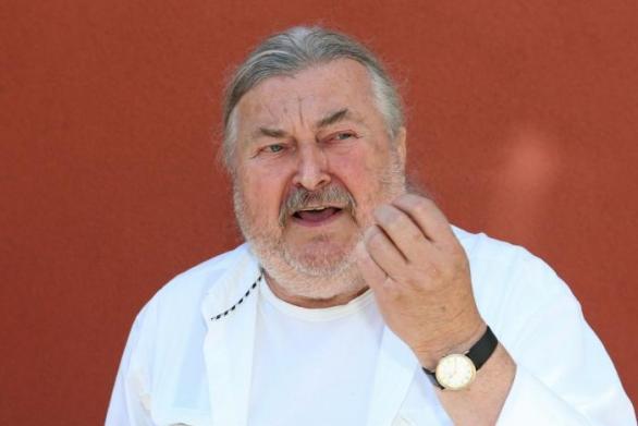 František Ringo Čech volby asi nevyhraje, ale jako superlídr SPO drží jedno prvenství. Je prvním bizarním kandidátem letošních voleb.