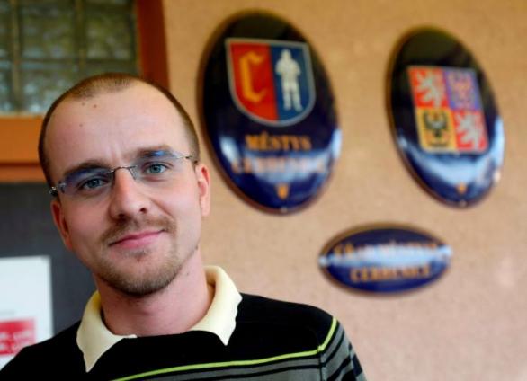 Strůjce „Cerhenického zázraku“ Marek Semerád. Jak se mu podařilo, že v jeho obci je snad největší počet členů ČSSD na hlavu v celé republice?