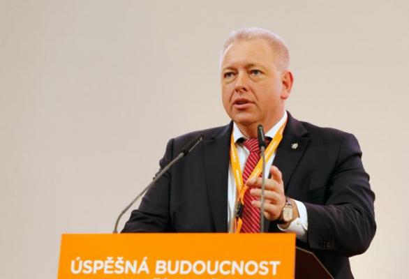 Z účastníků lánského puče zůstal jen Milan Chovanec, který si může říct, že má stále ve straně nějakou budoucnost. Zda bude úspěšná, ukážou až volby.