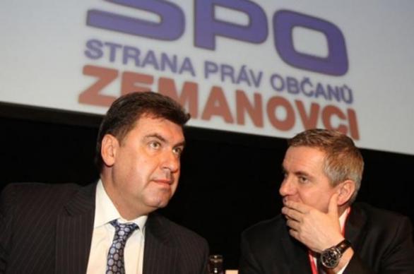 Ringo Čech rozšířil zemanovecké řady a bude tak kandidovat spolu s Nejedlým a Mynářem. Prostě správná parta.