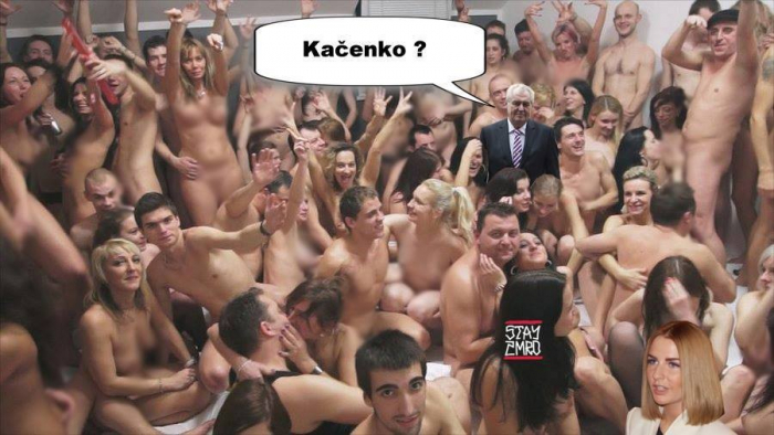 Kateřina Zemanová proslula obzvláště vítězoslavnými líbačkami s tatínkem a svou oblíbenou brigádou – komparzem v pornu.