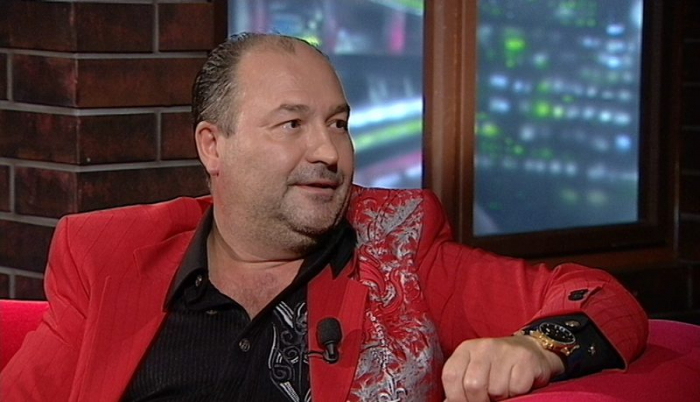 Michal David sice na majálesech nevystupuje, ale symbolickou roli českého kulturního kýče plní skvěle. 