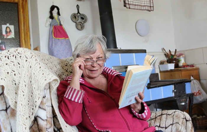 Jedna z „profesionálních babiček“, Magdalena Ria Kovaříková, která působí v Pelhřimově