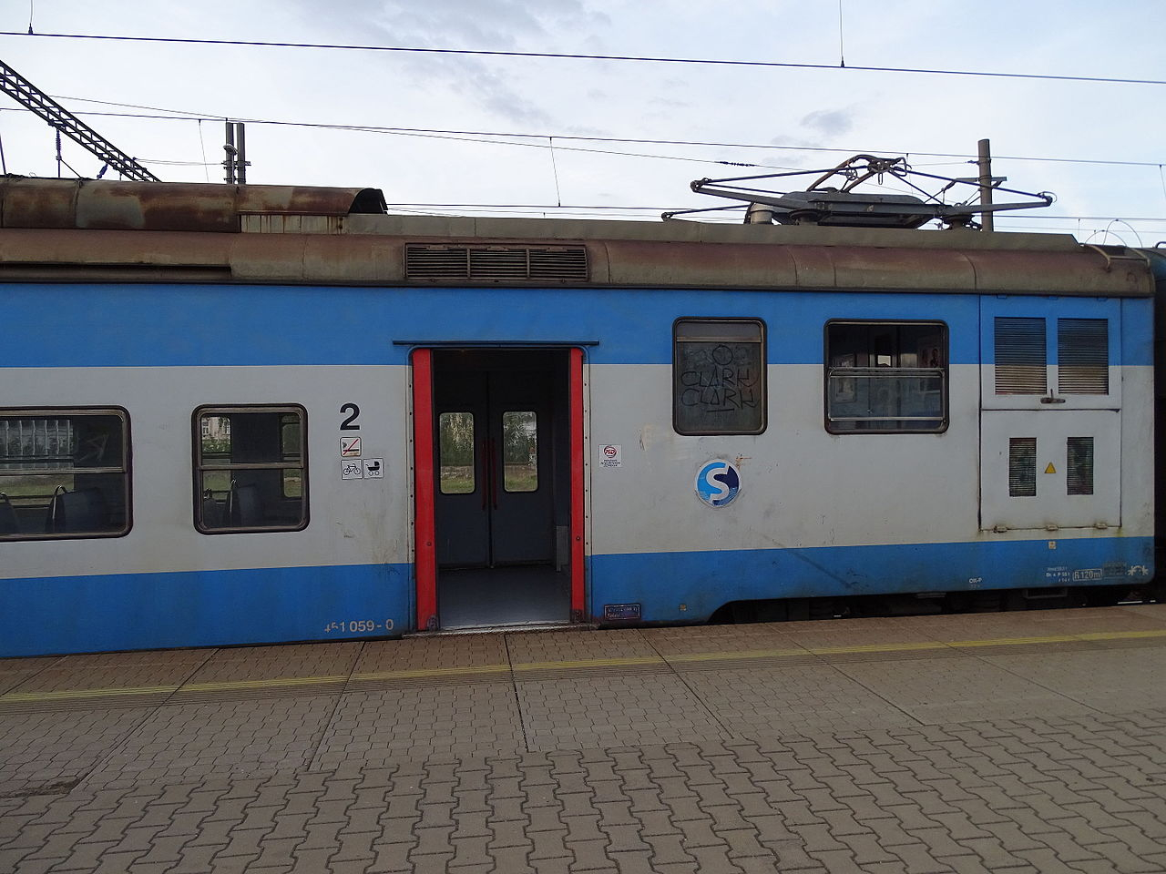 Praha - Libeň a otevřené dveře žabotlamu.