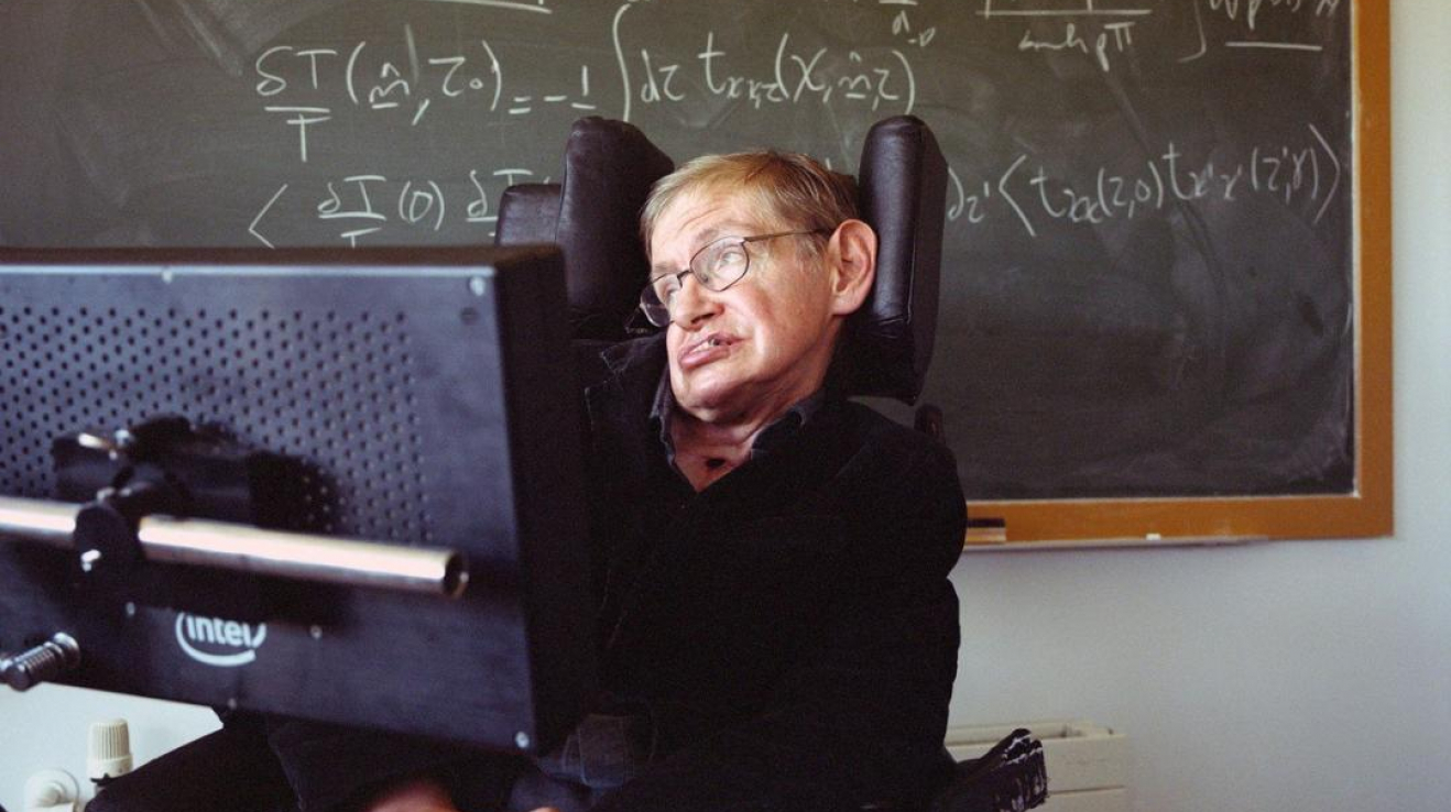 Populární vědec Stephen Hawking nás opustil v březnu letošního roku. Bylo mu 76 let.