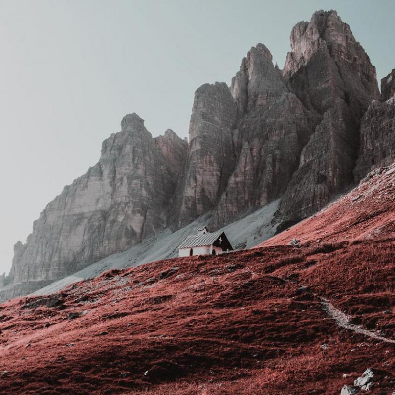 Jak vidí svět barvoslepí lidé? Tím se zabývá jistý italský fotograf.