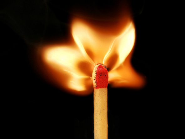 3. Používání otevřeného ohně – 8 úmrtí